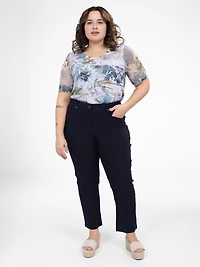 Semi-fitted straight pant