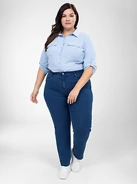Straight semi-fitted jean