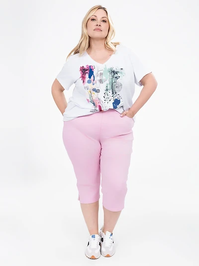 Semi-fitted denim capri