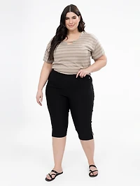 Straight fitted pull-on capri