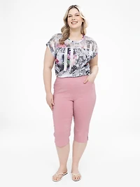 Straight fitted pull-on capri