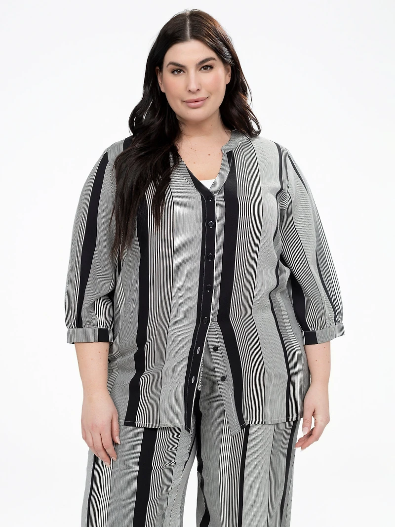 Blouse à manches 3/4 avec boutons