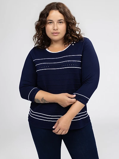 3/4-sleeve semi-fitted pullover sweater