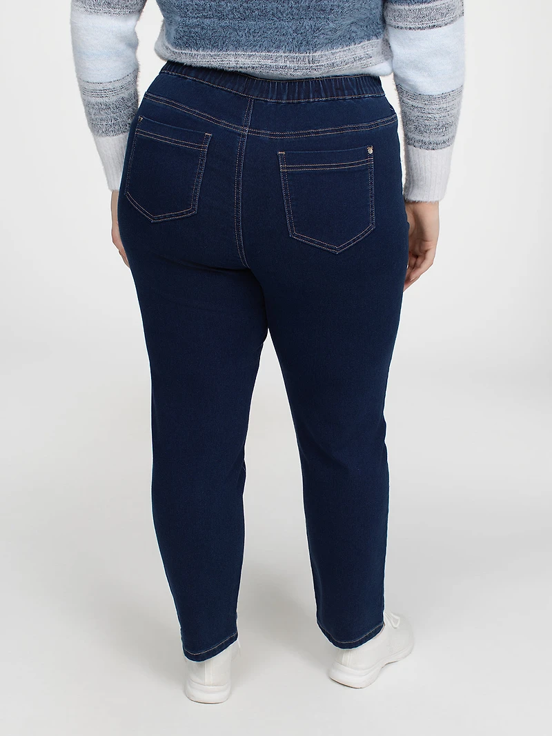 Narrow semi-fitted pull-on jean