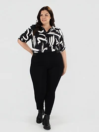 Skinny fitted pull-on jean