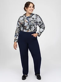 Straight semi-fitted pull-on dress pant