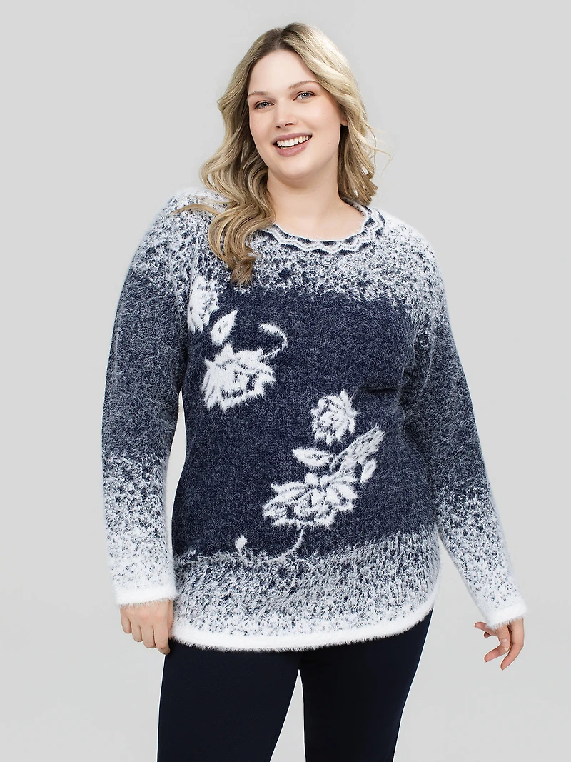 Long-sleeve semi-fitted pullover sweater