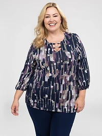 3/4-sleeve semi-fitted t-shirt