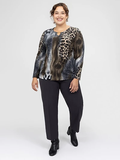 Long-sleeve semi-fitted t-shirt