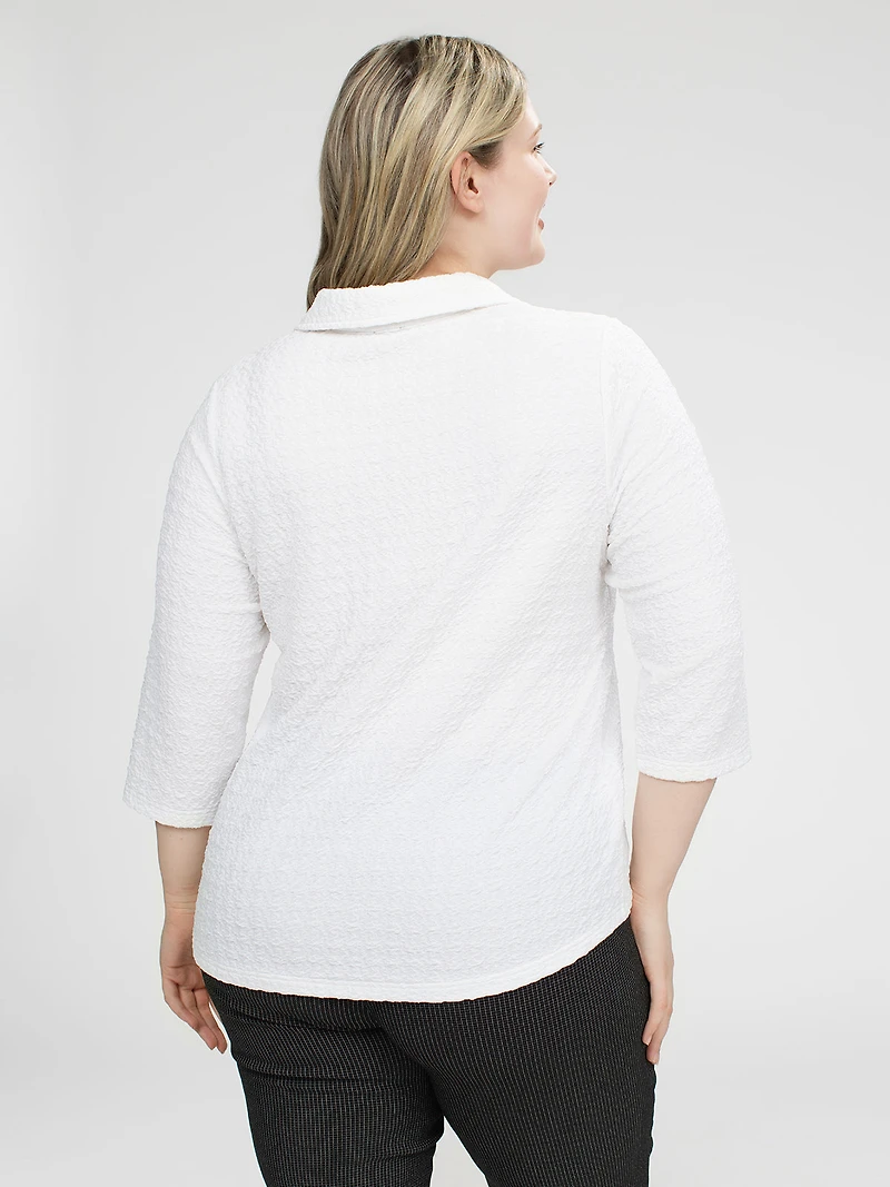 3/4-sleeve semi-fitted blouse with buttons