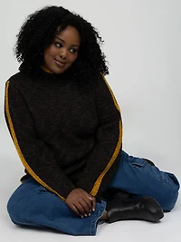 Long-sleeve loose pullover sweater