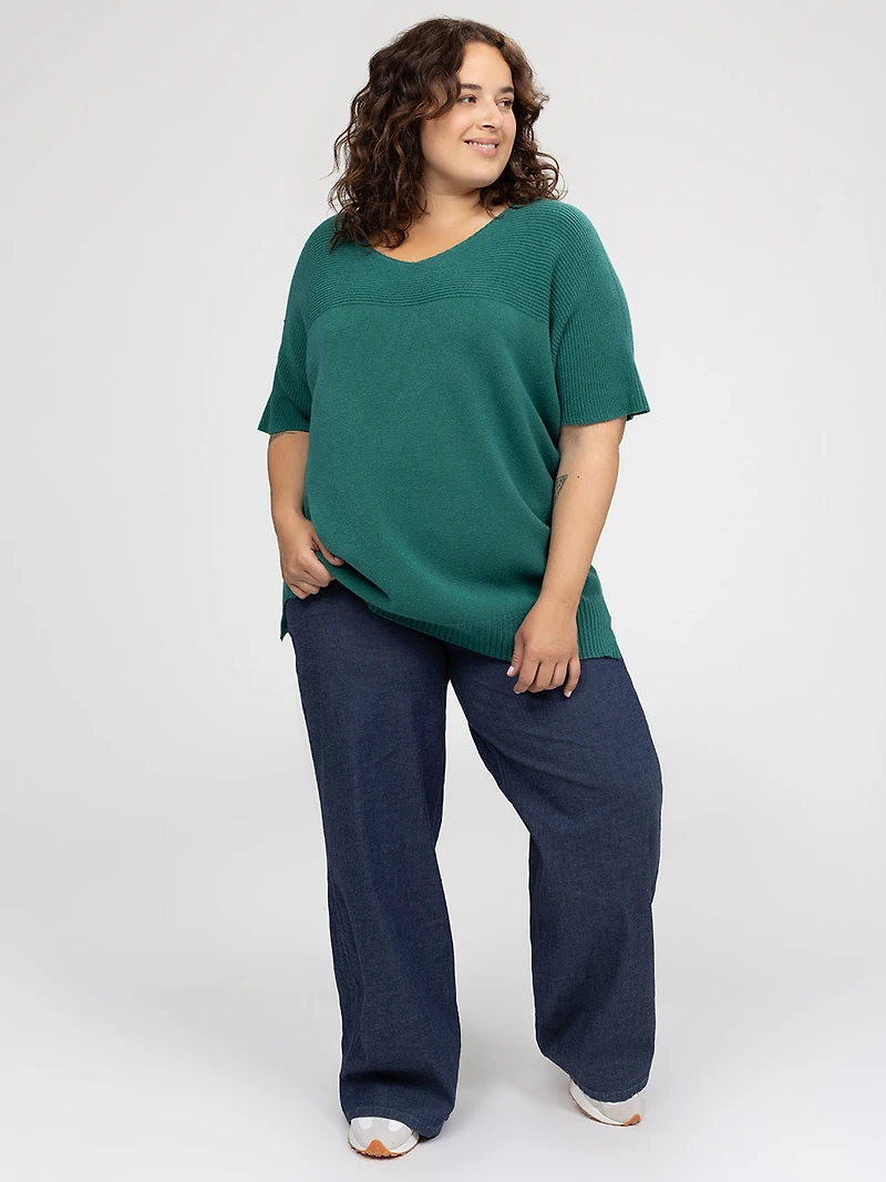 3/4-sleeve loose pullover sweater