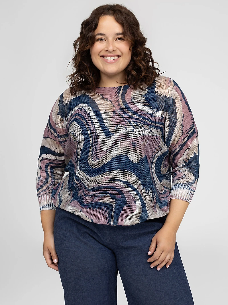 Long-sleeve loose pullover sweater