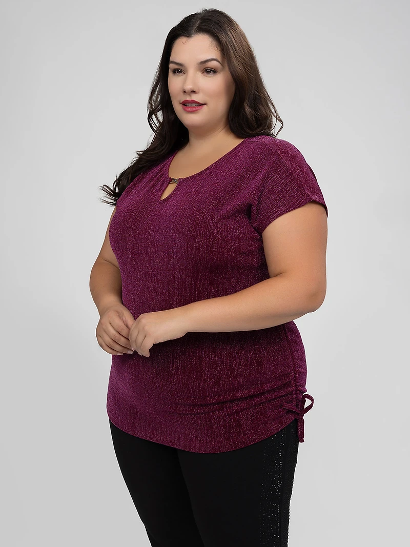 Short-sleeve semi-fitted tunic