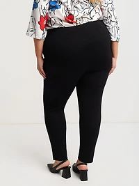 Pantalon semi-ajusté à enfiler