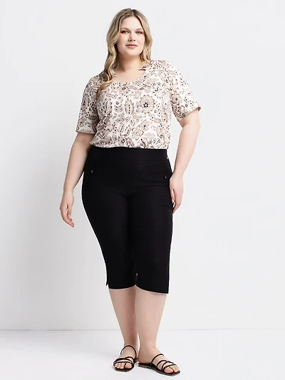 Straight fitted pull-on capri