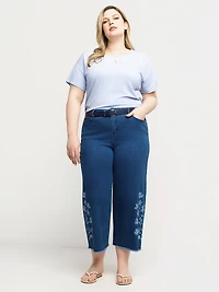 Wide-leg semi-fitted jean