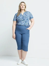 Straight fitted pull-on capri