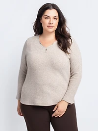 Long-sleeve T-shirt