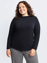 Long-sleeve T-shirt