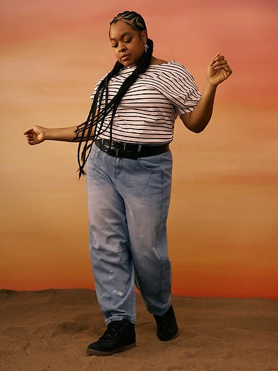 Barrel-leg denim jeans