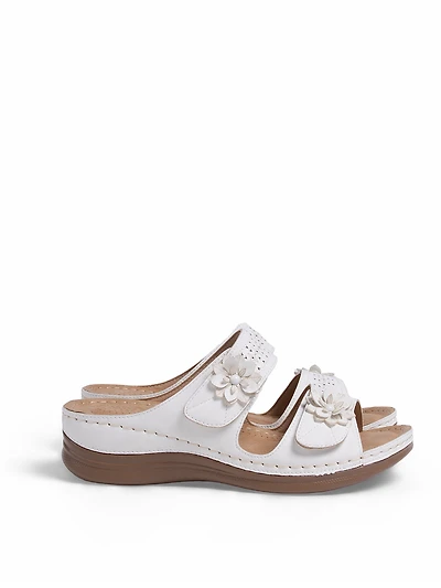 Sandales à talons compensés