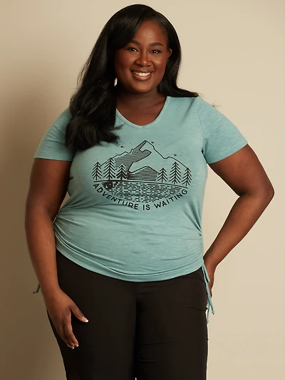 Short-sleeve semi-fitted t-shirt