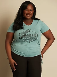 Short-sleeve semi-fitted t-shirt