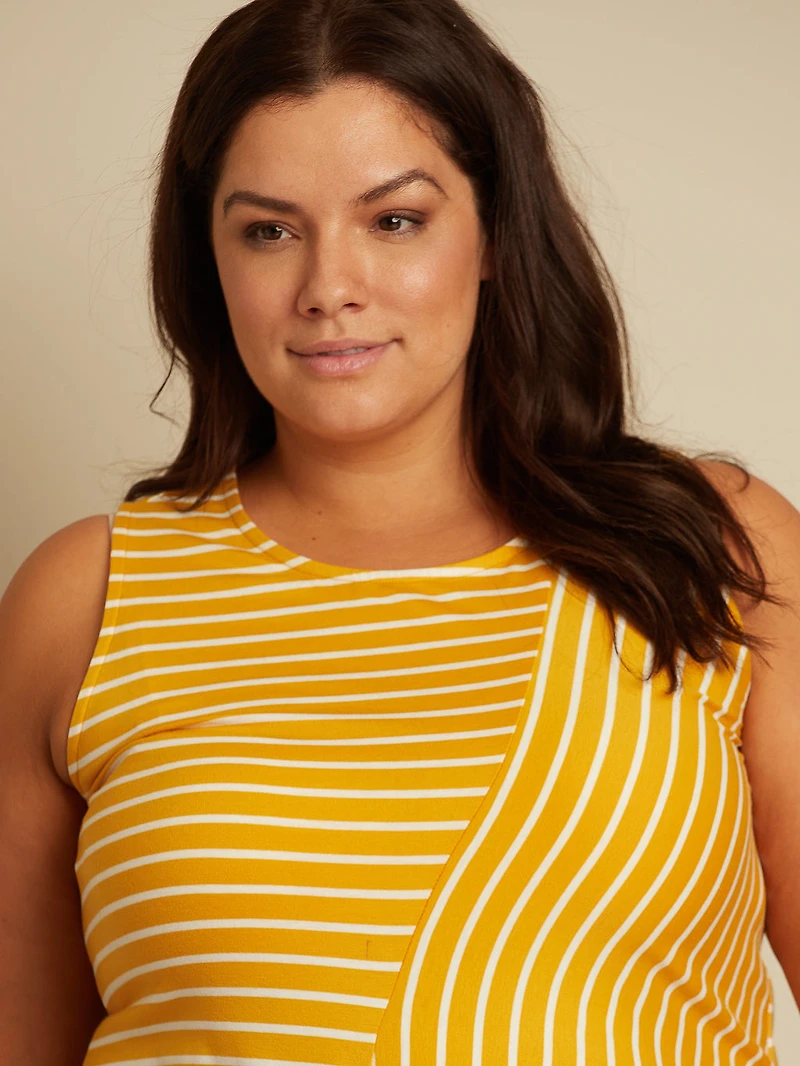 Semi-fitted tank top