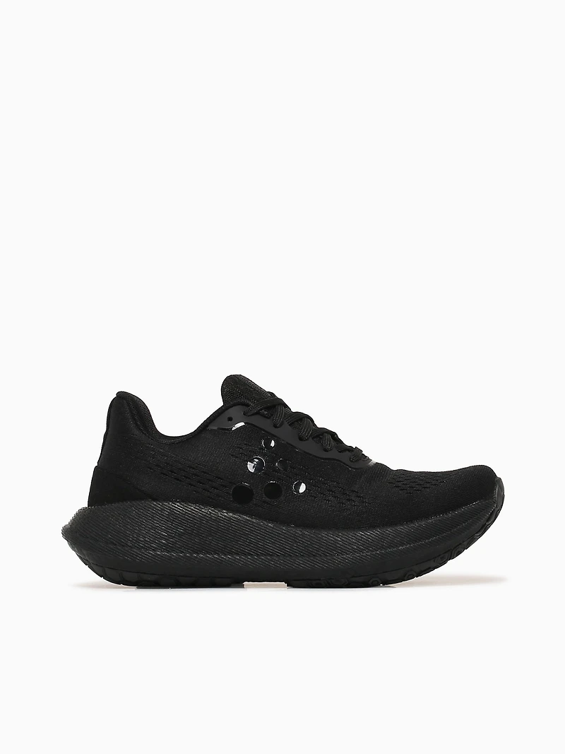 Pacer W Black Mesh