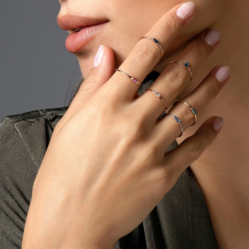 Dainty Bagutte Ring