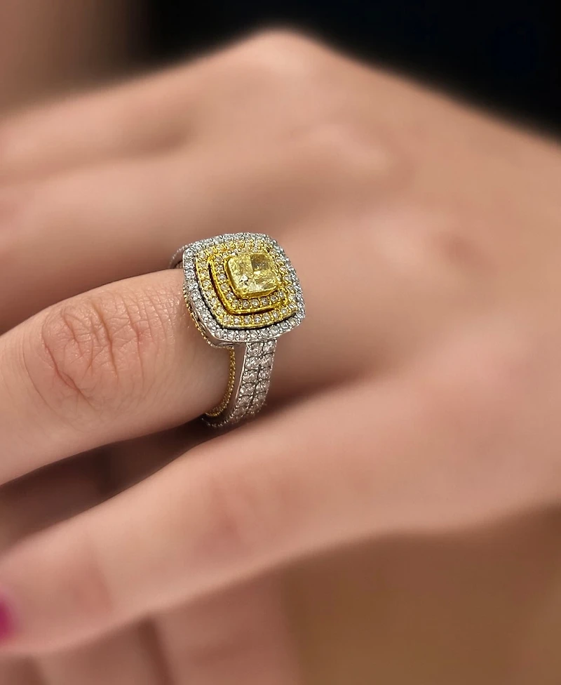 Fancy Yellow Ring 04947