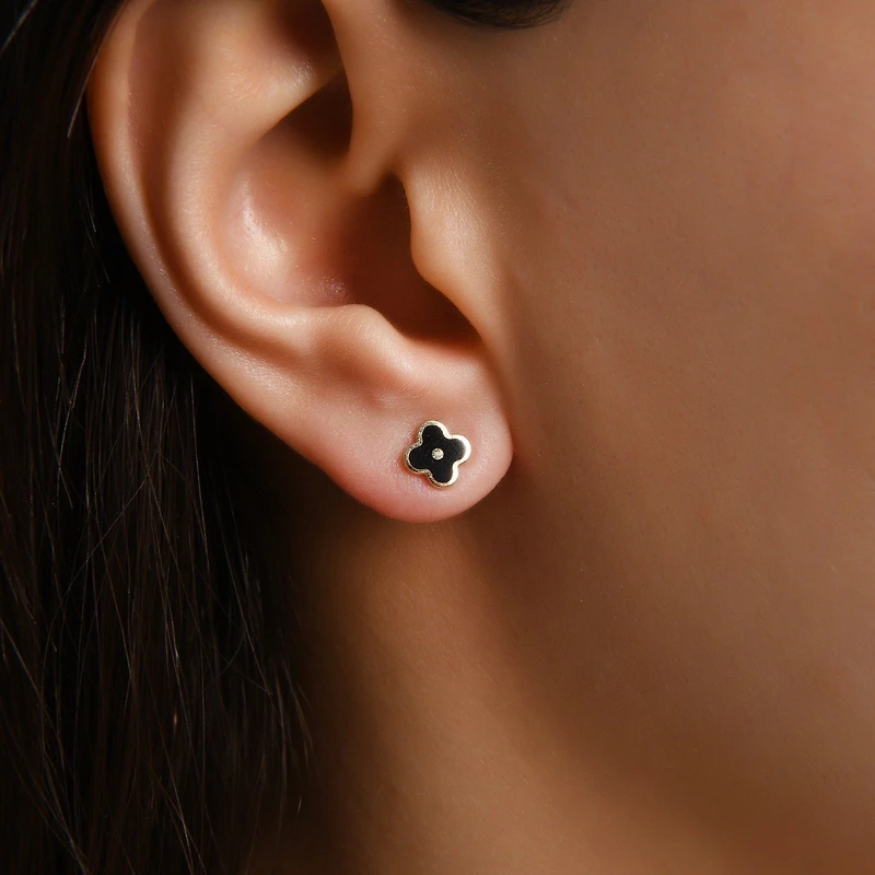 Rounded Petite Clover Stud Earrings