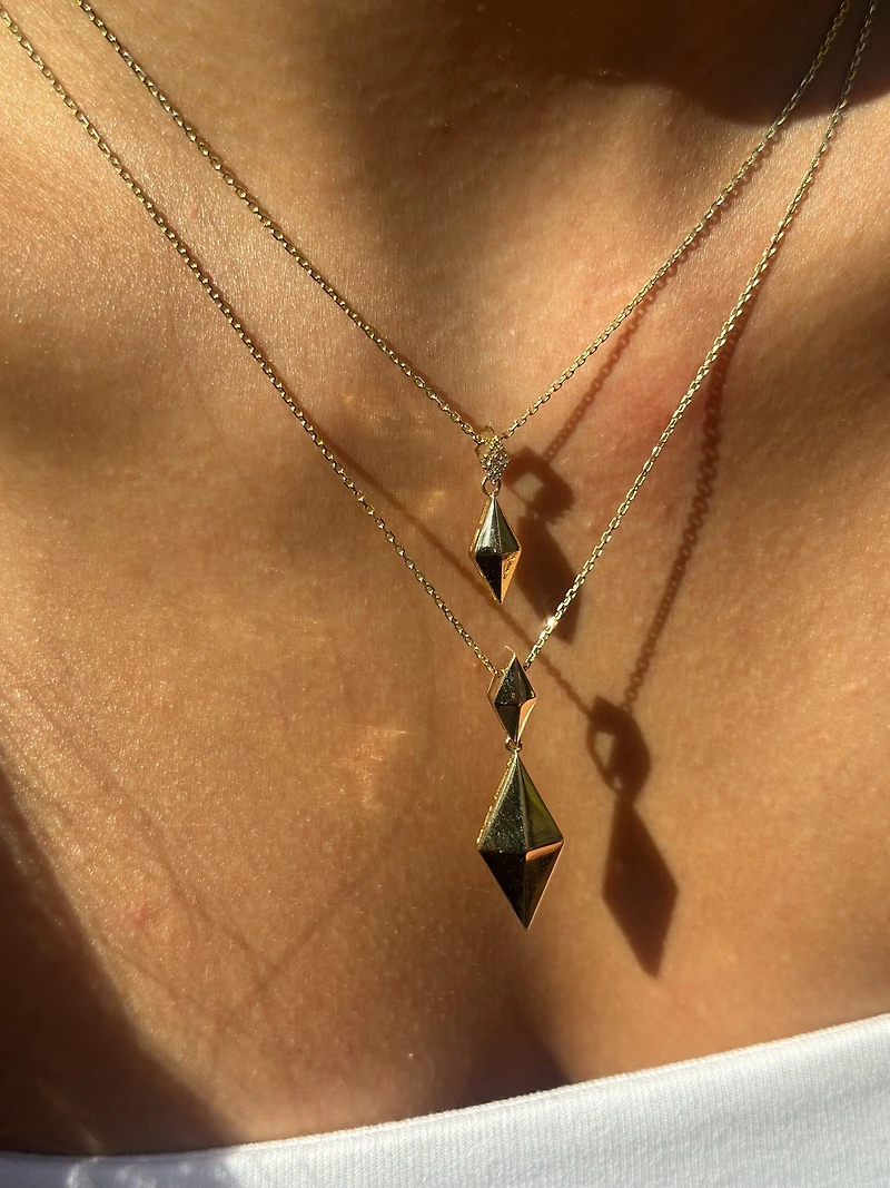 Rhombus Pendant Necklace