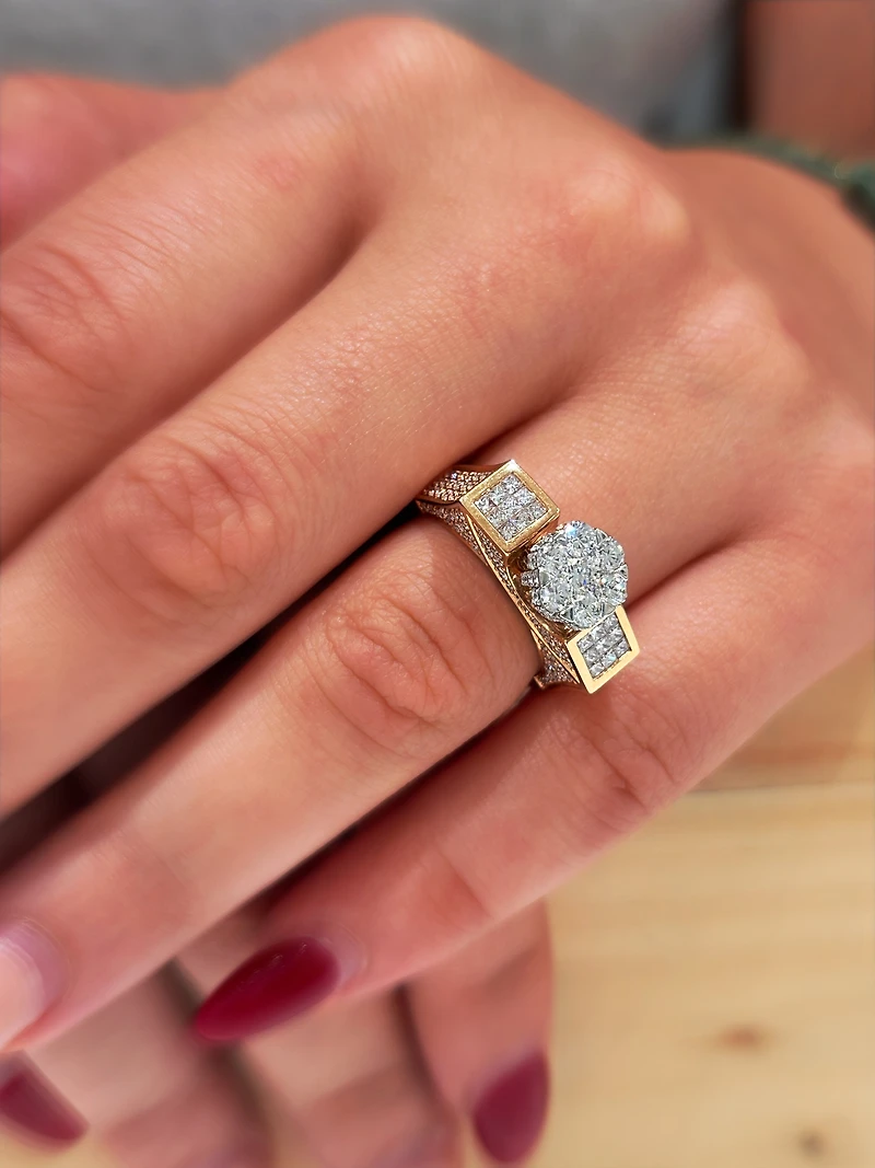 Diamond Ring - 04008