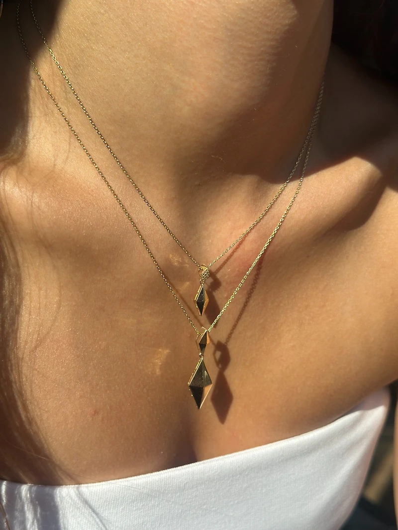 Rhombus Pendant Necklace