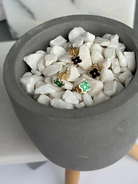 Rounded Petite Clover Stud Earrings