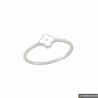 Daisy round Ring