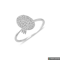Queen Of Oval Ring