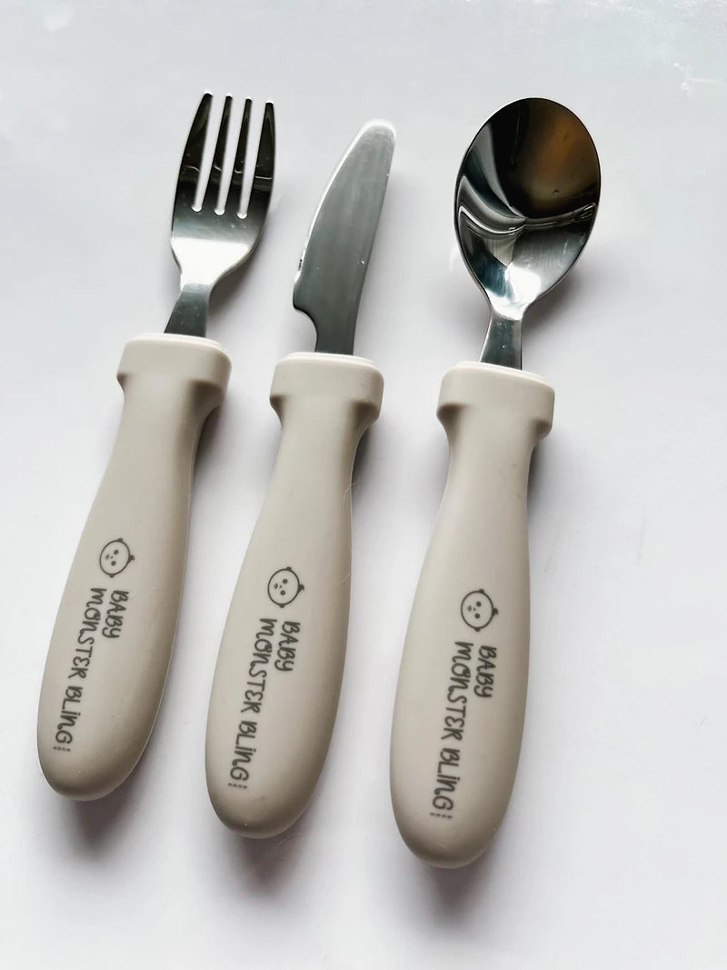 Silicone & stainless utensils