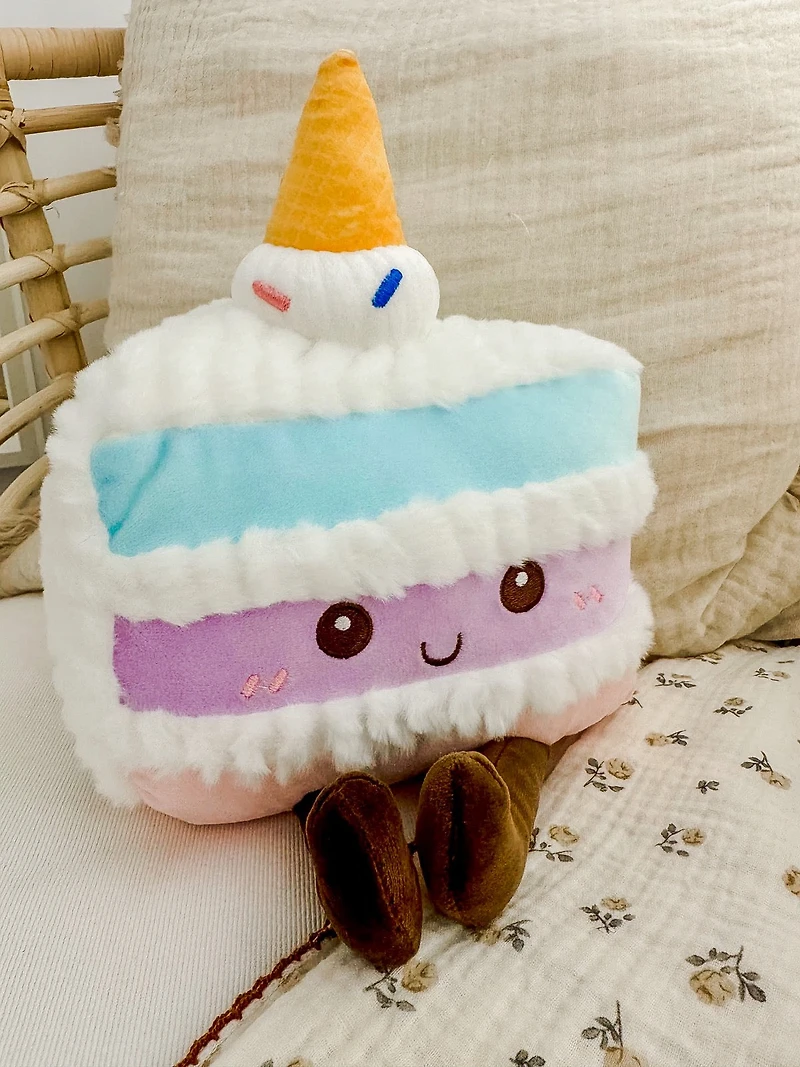 Plush - Party Cake