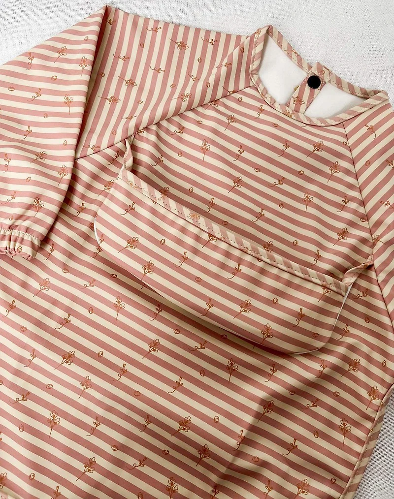 Long-sleeved bib