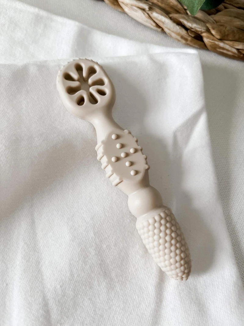 Snowflake utensils