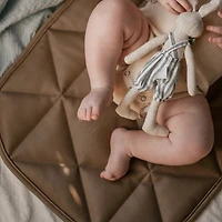 Tapis à langer en cuir végan 16"X30" - Tan