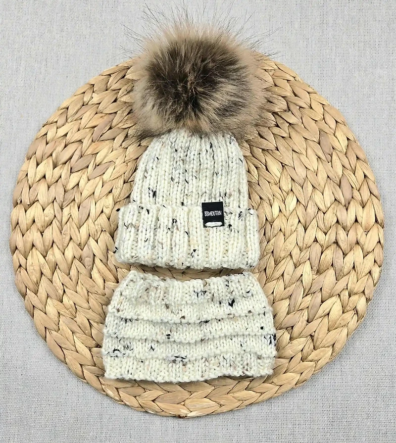 Adjustable beanie with neck warmer