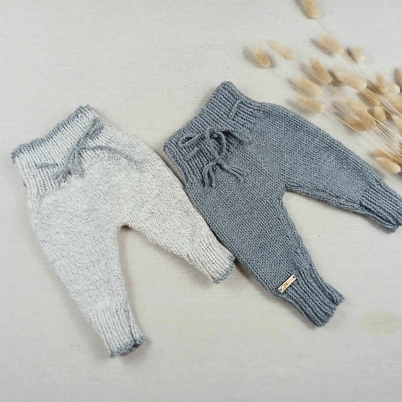 Grow-with-me knit pants