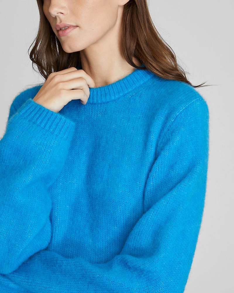 Cropped Relaxed Crewneck