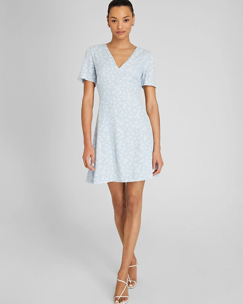 Cut Out Short Sleeve Mini Dress