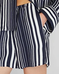 Relaxed Resort Short