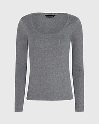 Bowee Long-Sleeve Scoop Neck Tee